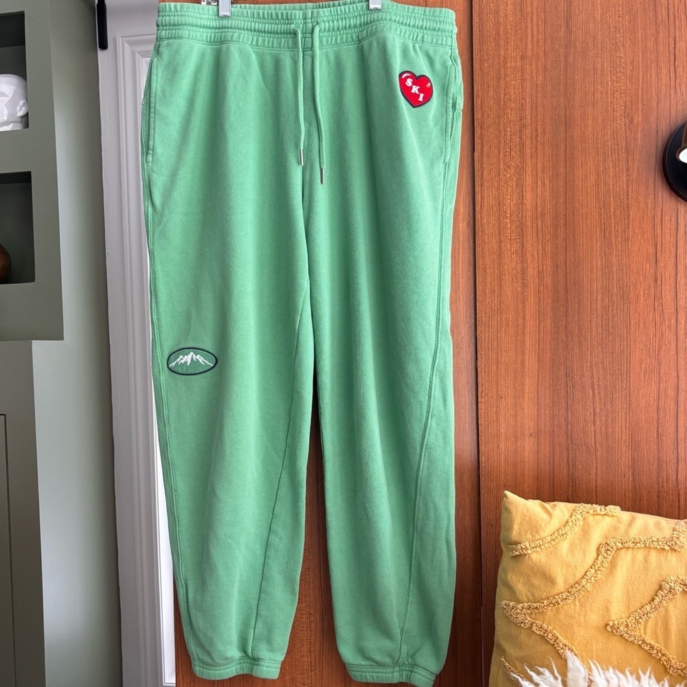 Aerie Bright Green Fleece Jogger Sweatpants Ski Winter Patches Size L